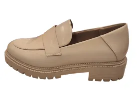 FINIE Footwear