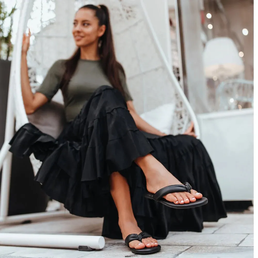 Gisel in Noir