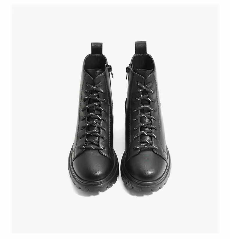 Minimalist Zip Side Boots