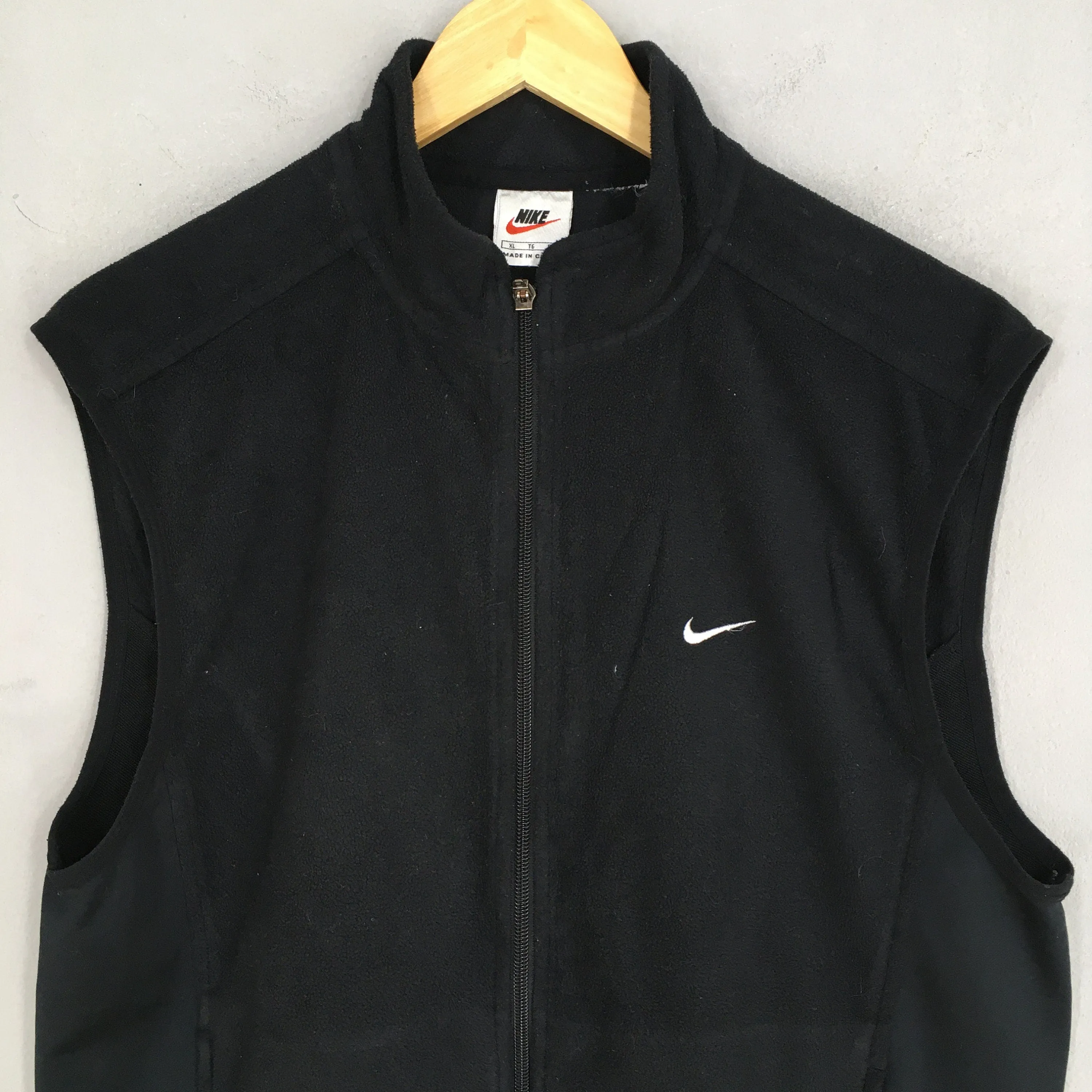 Nike ACG Swoosh Fleece Vest Sweater Medium