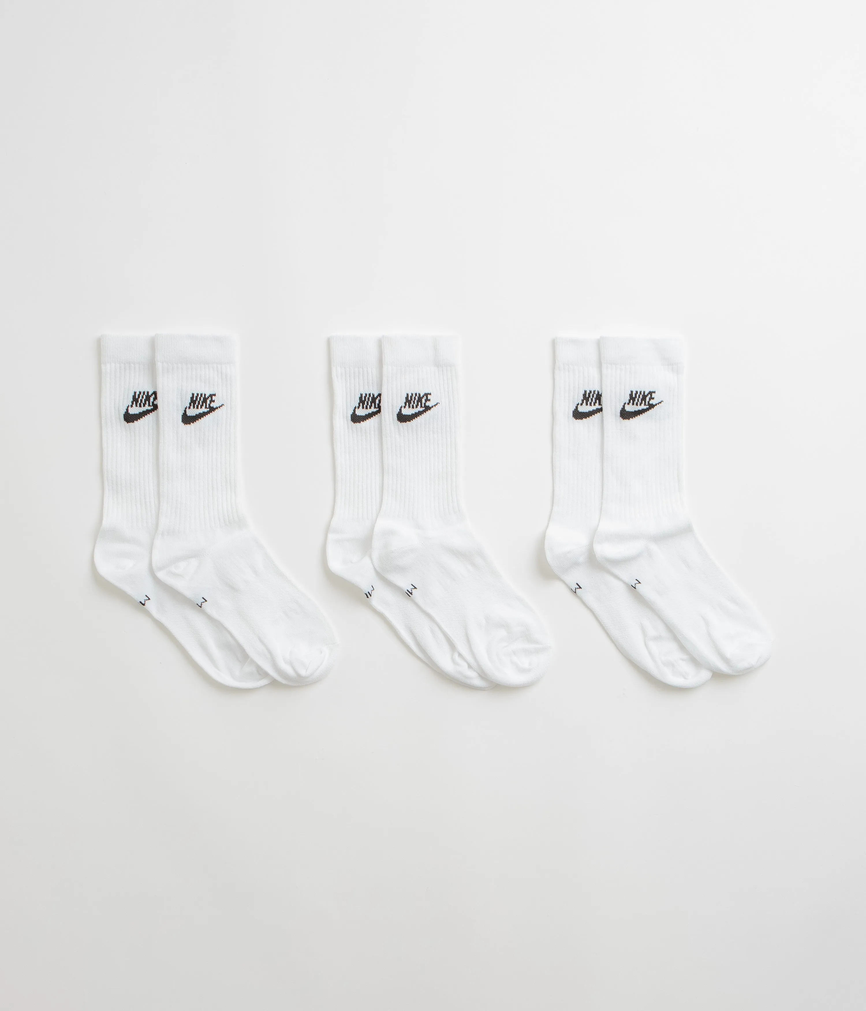 Nike Everyday Essential Crew Socks (3 Pair) - White / Black / Black