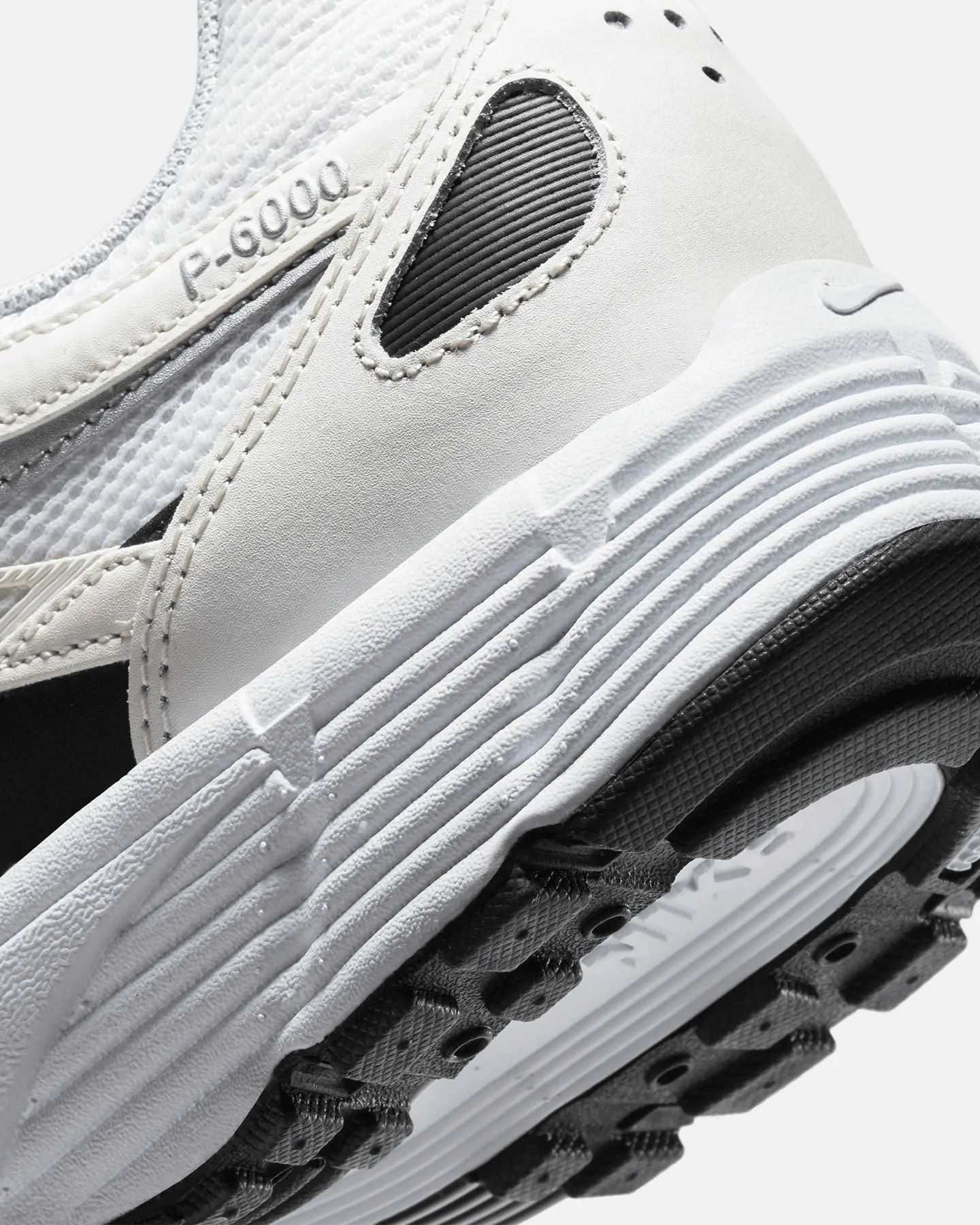 Nike P-6000 Sail/White/Wolf Grey
