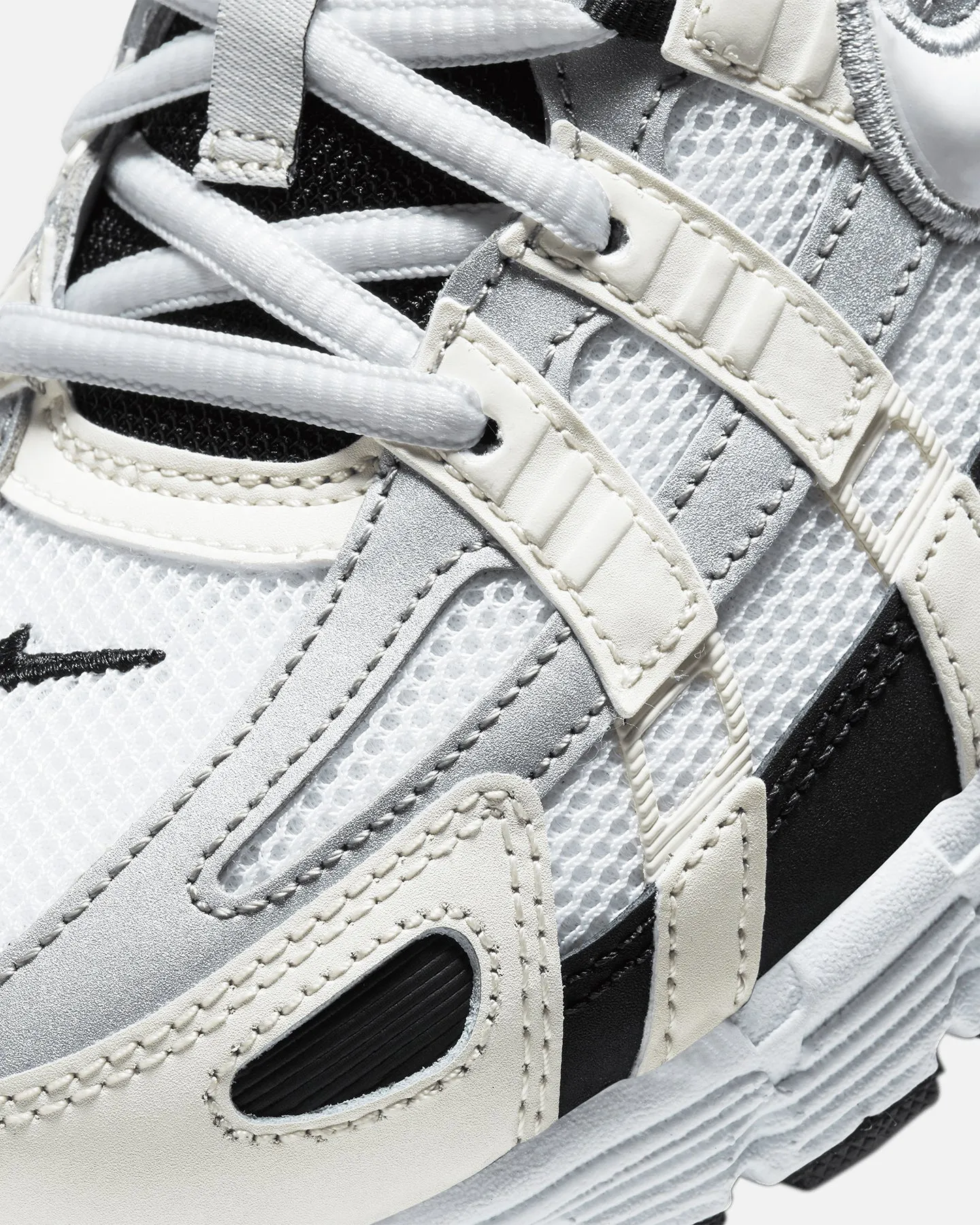 Nike P-6000 Sail/White/Wolf Grey