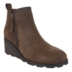 OTBT - STORY in BROWN Wedge Ankle Boots