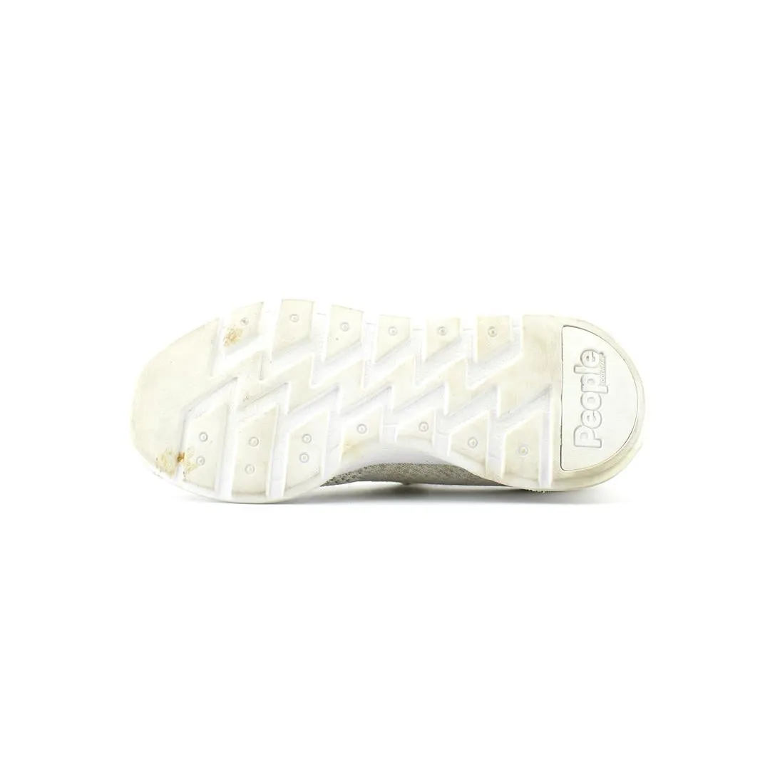 PEOPLE FOOTWEAR