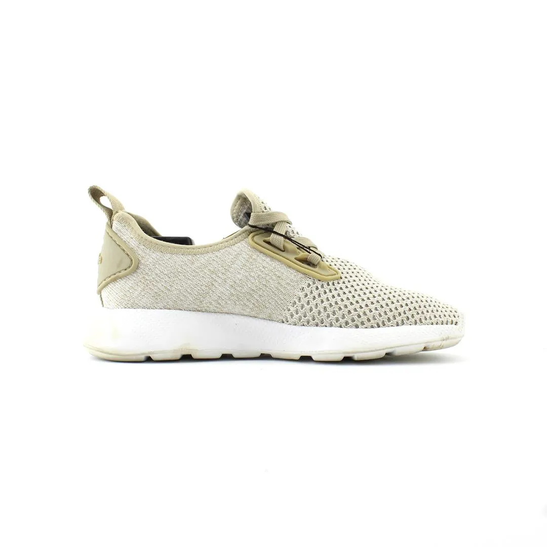 PEOPLE FOOTWEAR